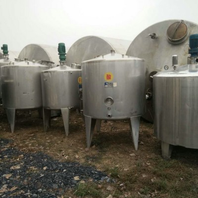 渝北区鸿谦乳化搅拌罐不秀钢搅拌罐各种规格诚信经营