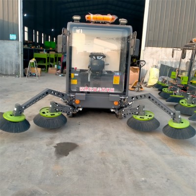 环保挂桶电动四轮7刷扫地车电动清扫道路七刷扫路车价格表